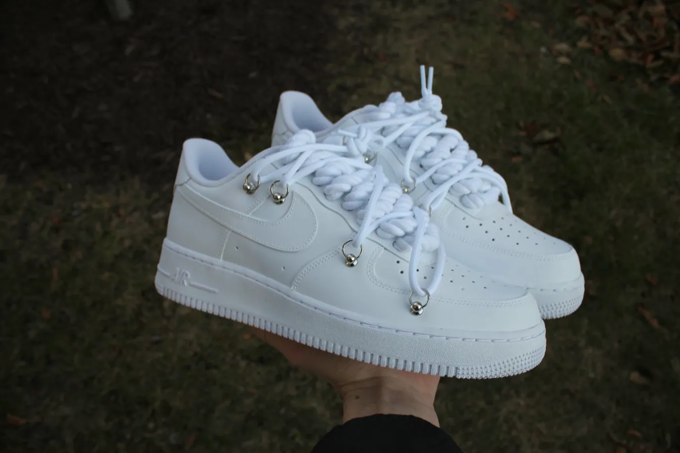 Custom Air Force 1 electricbluelightninghand-painted