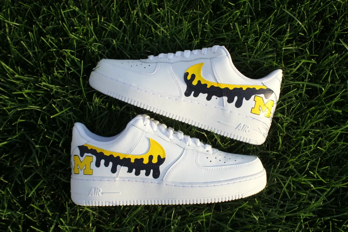 Custom Air Force 1 Low Yellow Black Eyelash Drip Hand Painted Sneakers 001